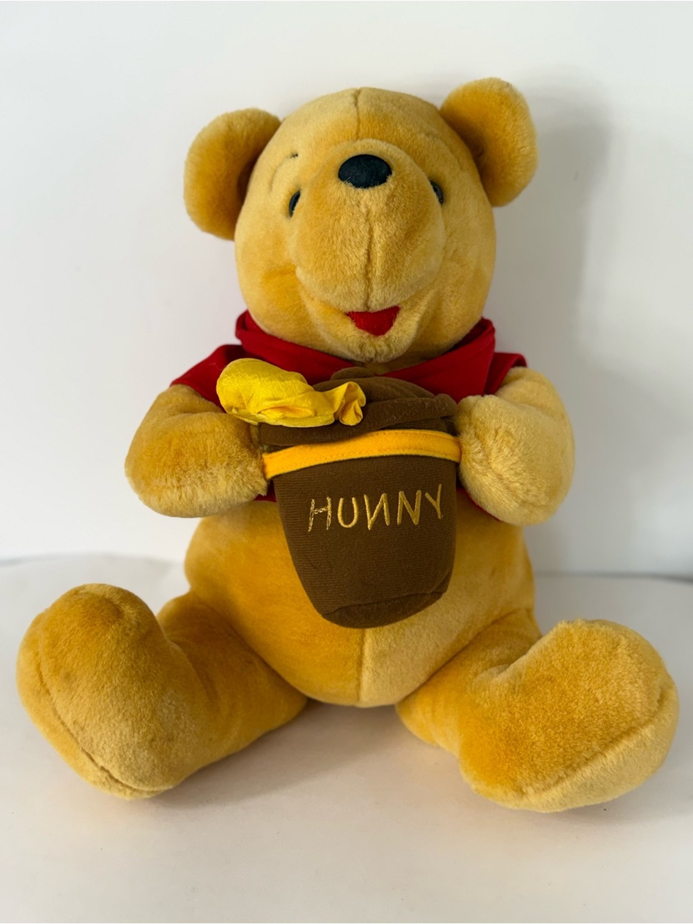 Vintage Disneyland Disney World Winnie The Pooh Honey Pot Rattle Stuffed Animal